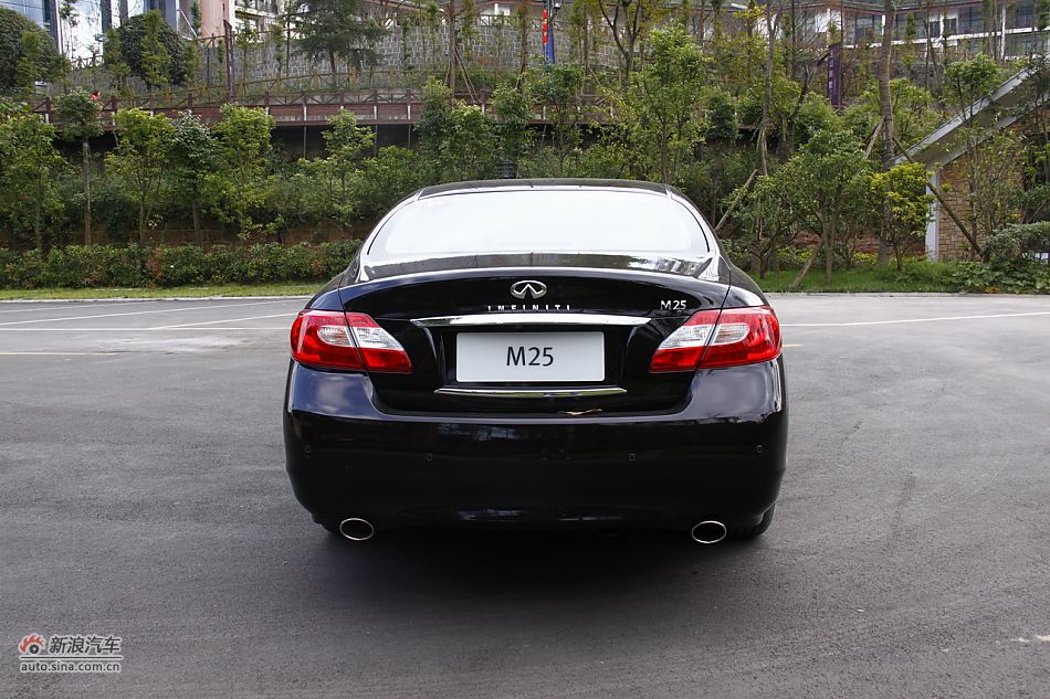 2011款英菲尼迪M25