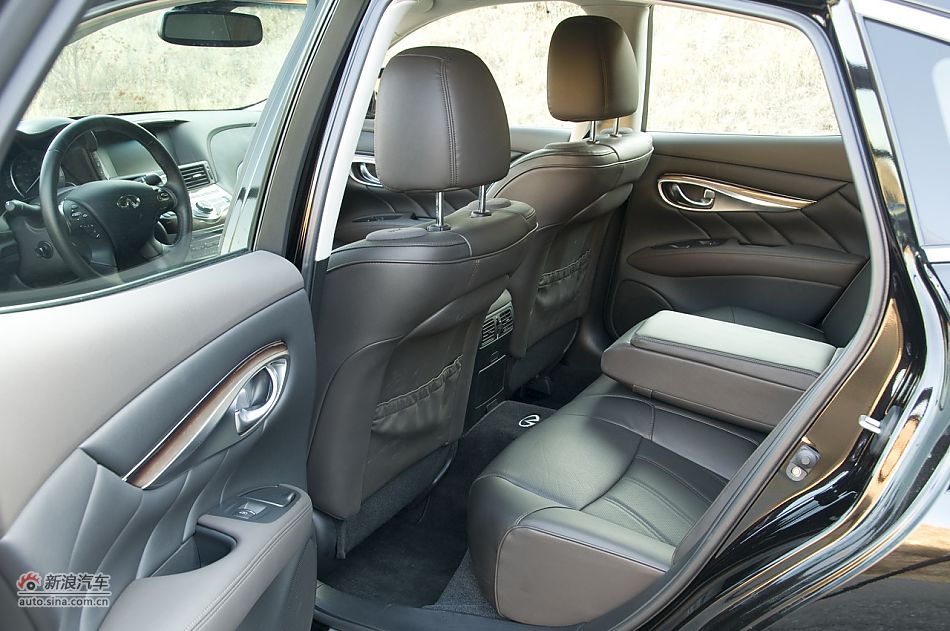 2011款英菲尼迪M37