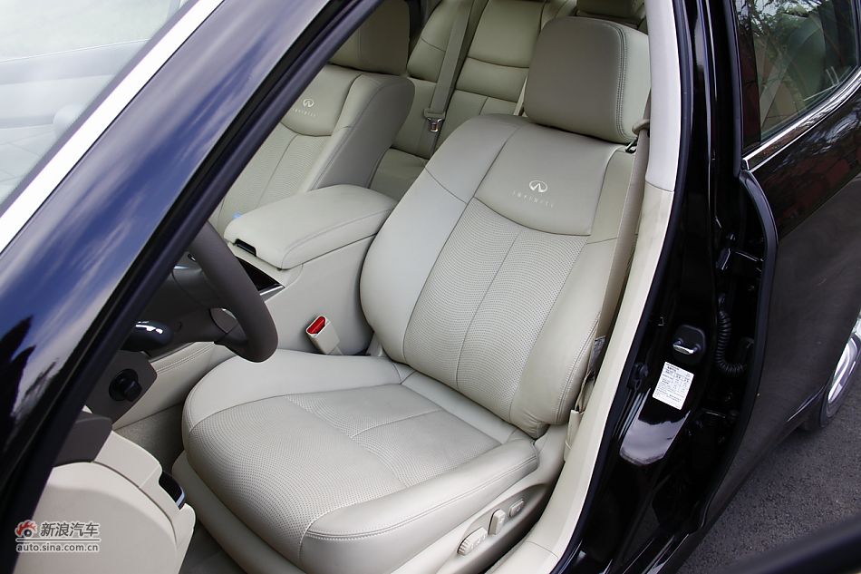 2011款英菲尼迪M25