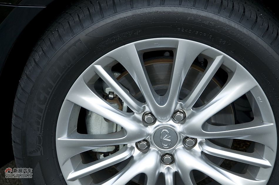 2011款英菲尼迪M37