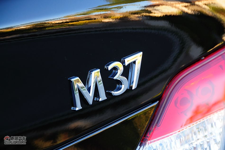 2011款英菲尼迪M37