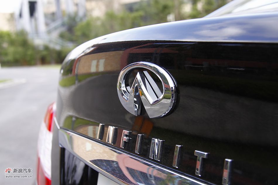 2011款英菲尼迪M25