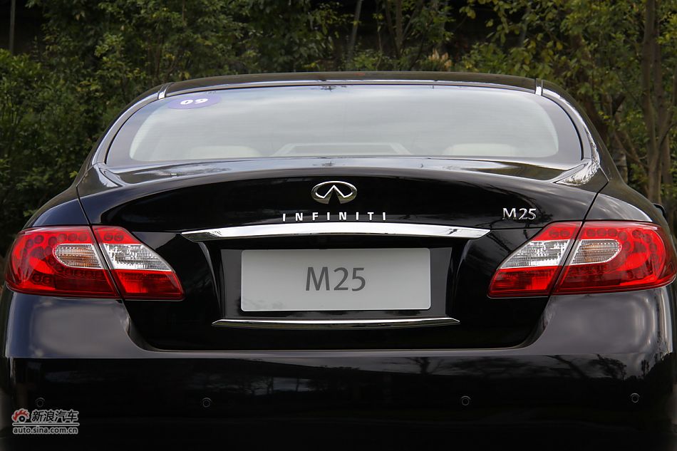 2011款英菲尼迪M25