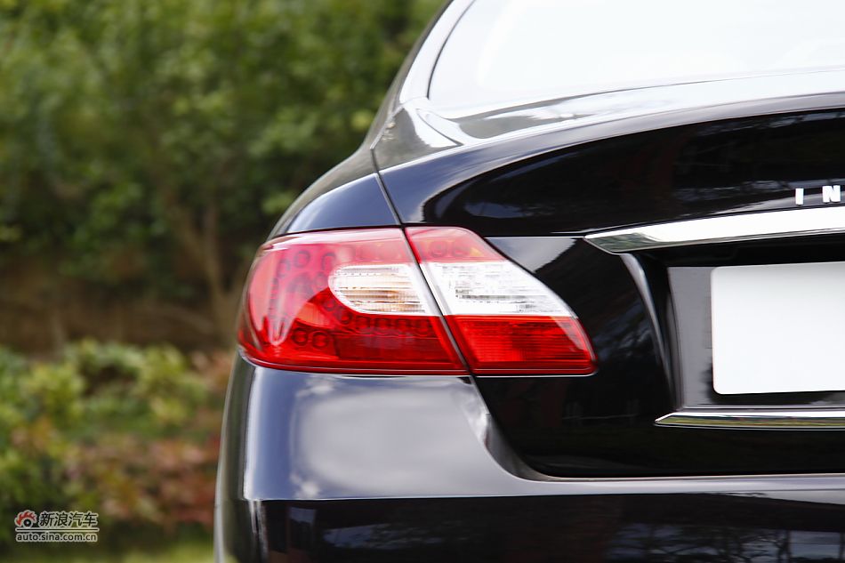 2011款英菲尼迪M25