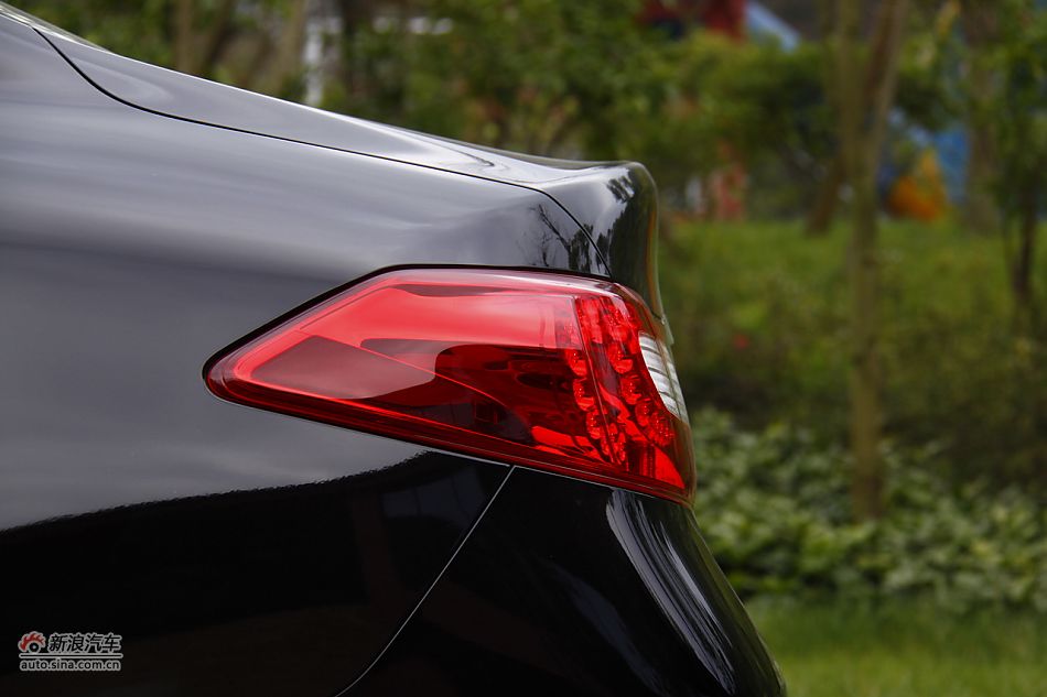 2011款英菲尼迪M25