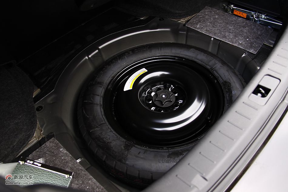 2011款英菲尼迪M25