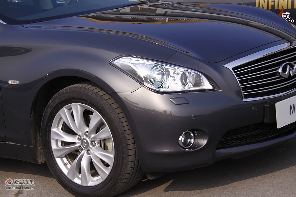 2011款英菲尼迪M37