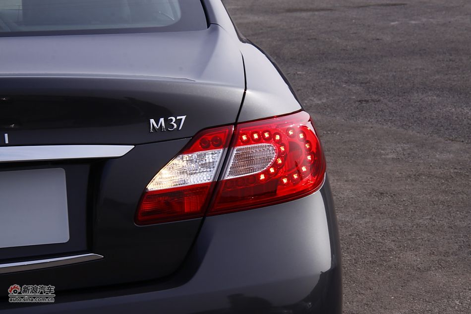 2011款英菲尼迪M37