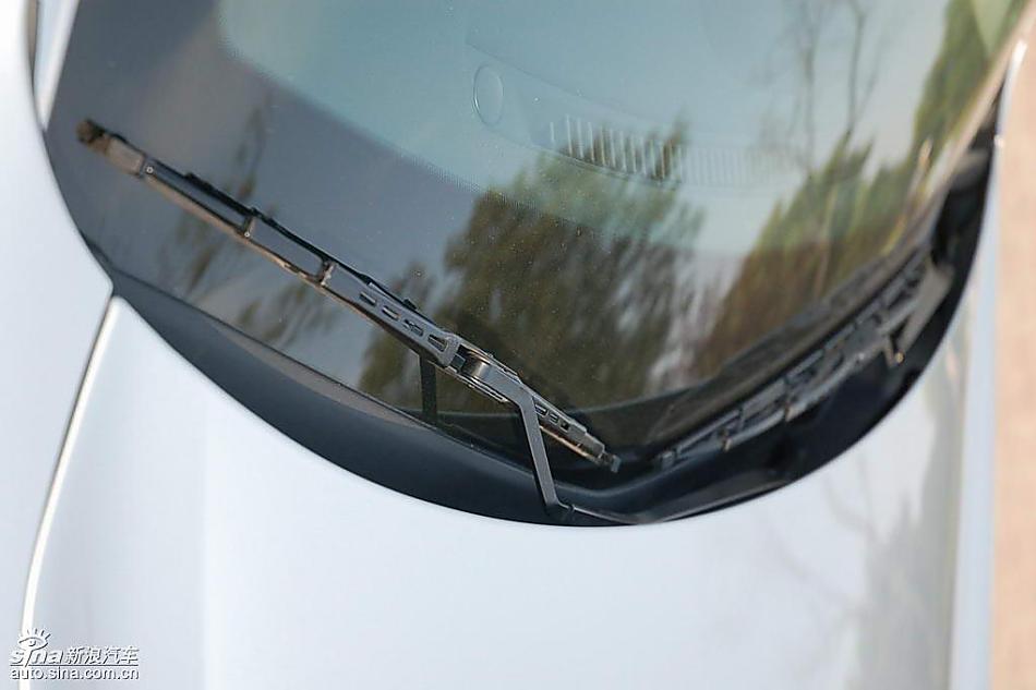 英菲尼迪M35外观