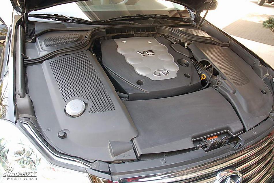 英菲尼迪M35发动机