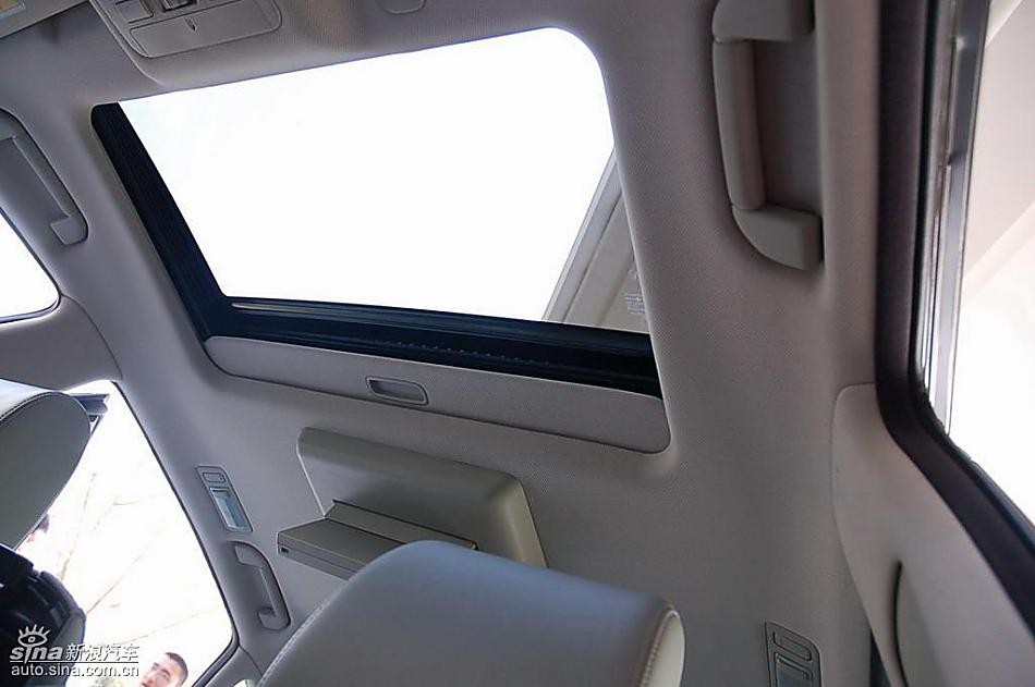 英菲尼迪M35天窗