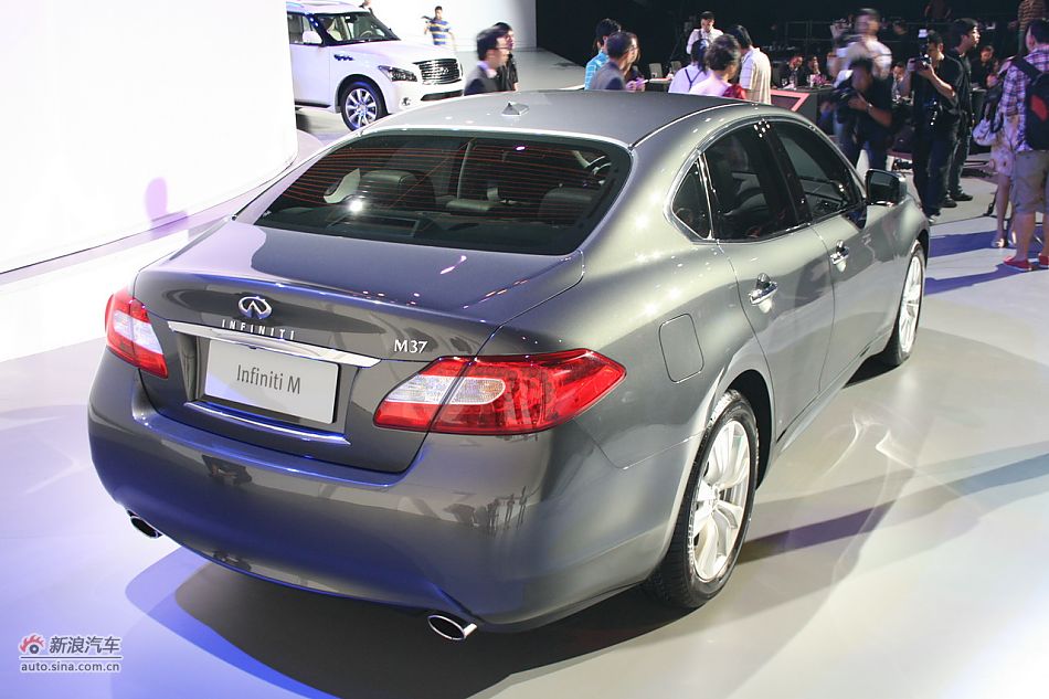 英菲尼迪M37上市图