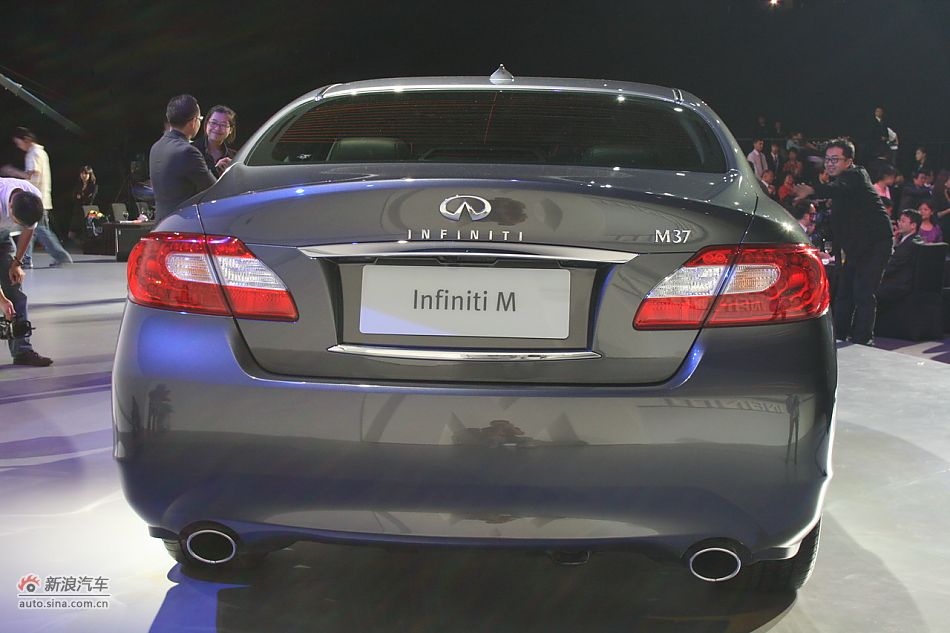 英菲尼迪M37上市图
