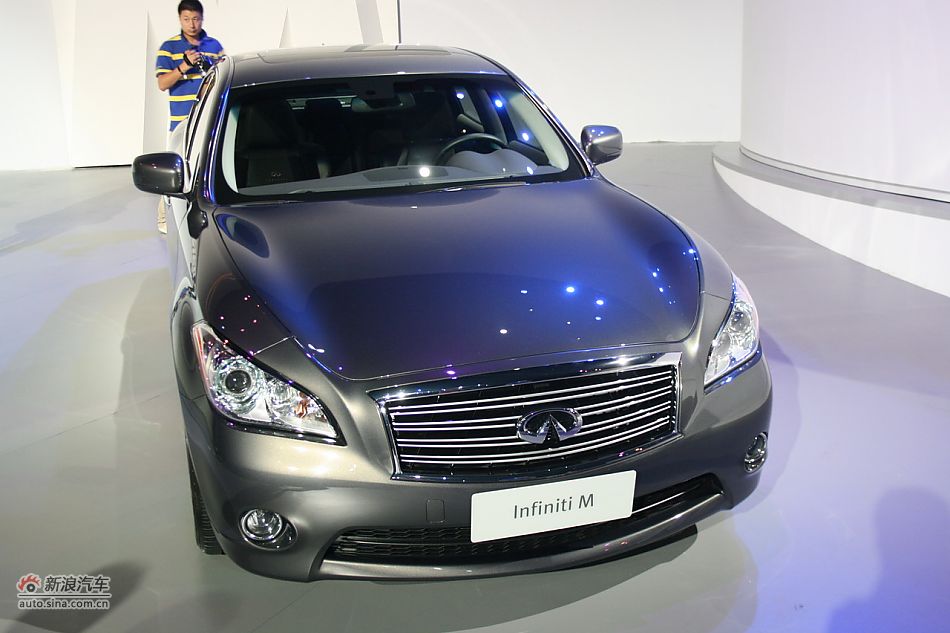 英菲尼迪M37上市图