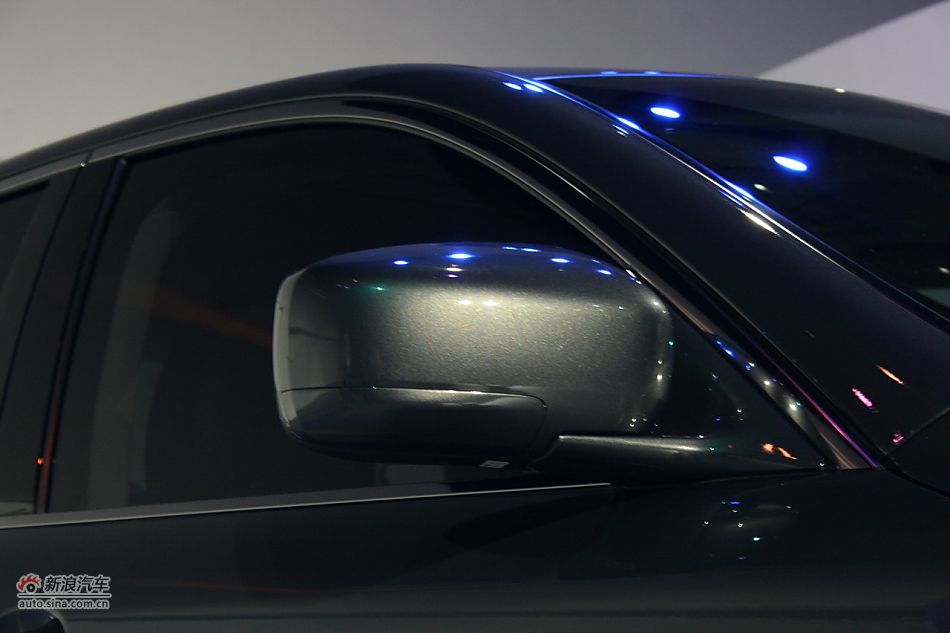 英菲尼迪M37上市图