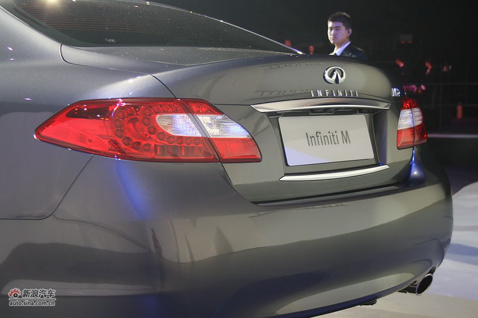 英菲尼迪M37上市图