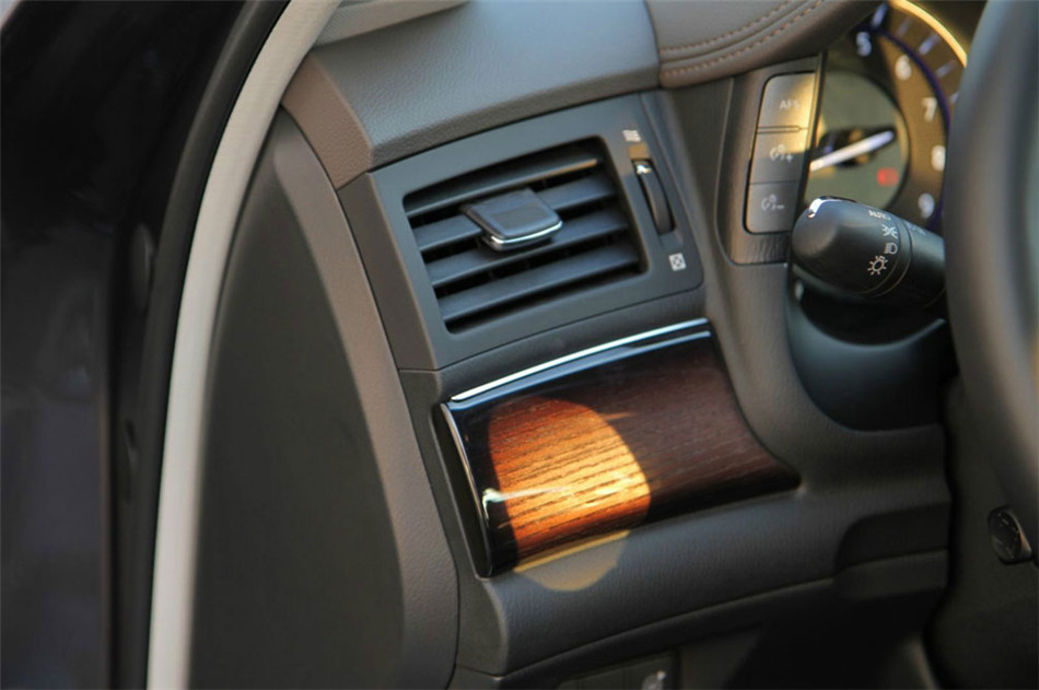 ӢM25L 2012 2.5L AT ݻ 