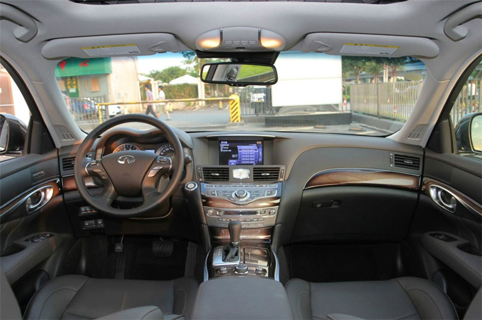 ӢM25L 2012 2.5L AT ݻ 