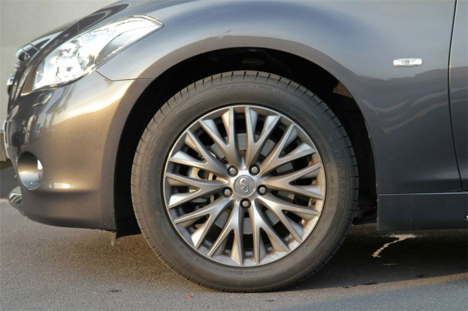 英菲尼迪M25L 2012款 2.5L AT 奢华版 其他