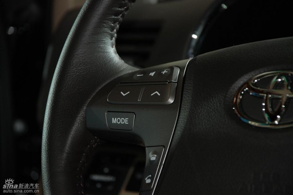 汉兰达内饰实拍