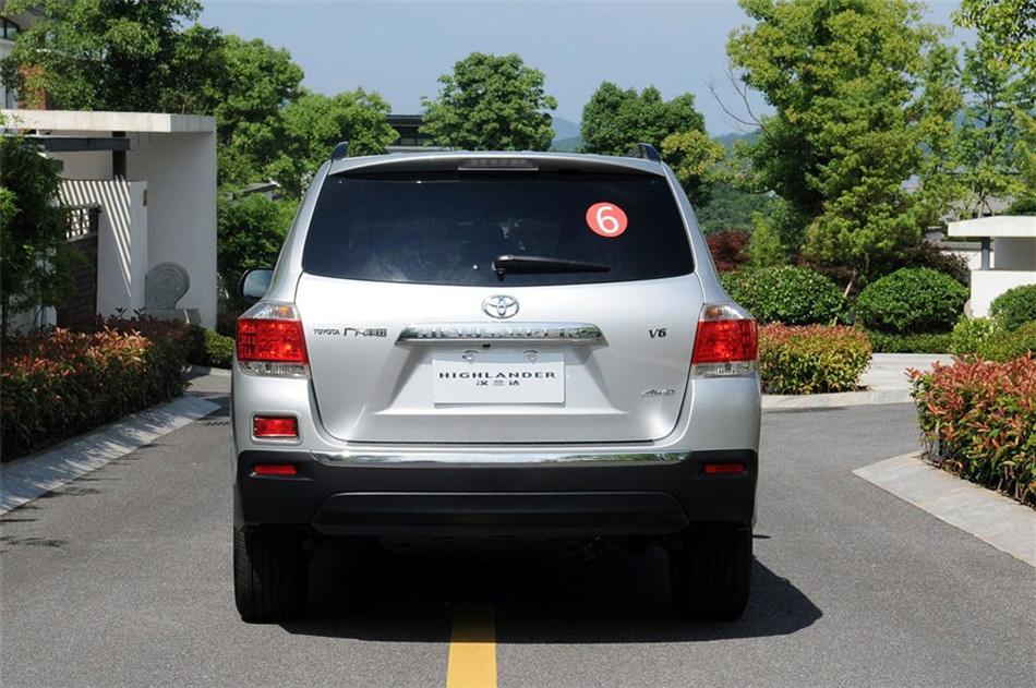 2012款汉兰达3.5L自动四驱至尊版7座