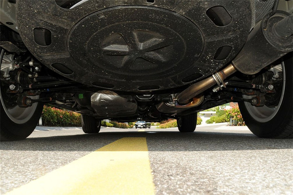 2012款汉兰达3.5L自动四驱至尊版7座