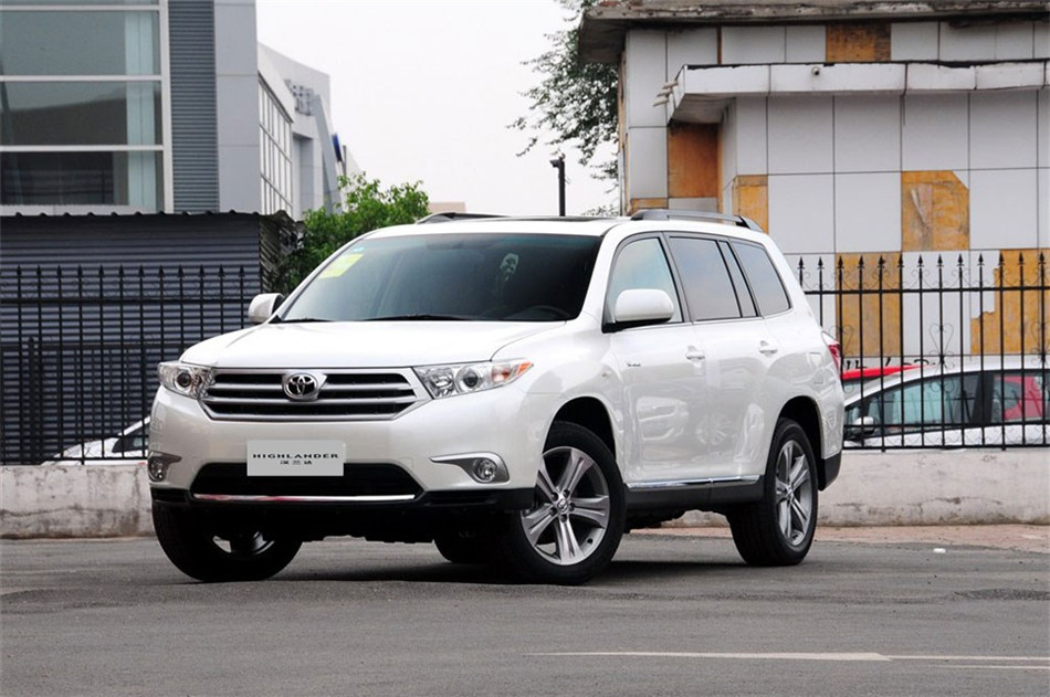 2012款汉兰达2.7L自动两驱豪华版7座