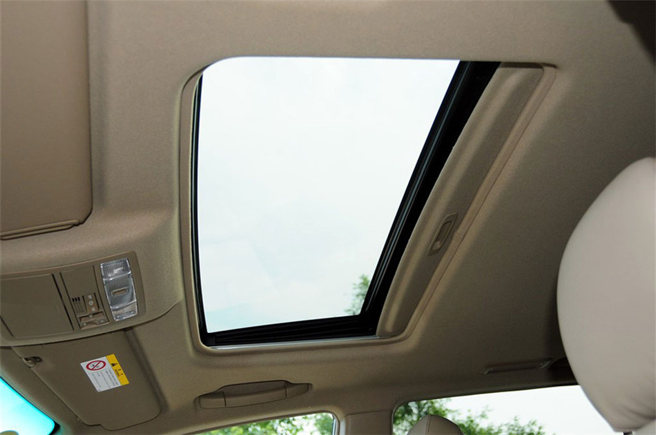 2012款汉兰达2.7L自动两驱豪华版7座