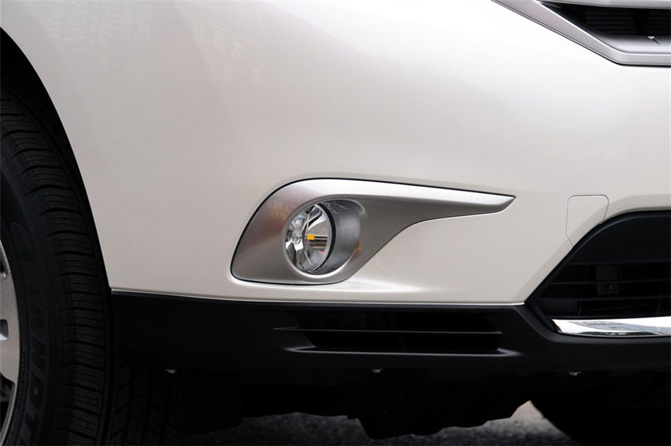 2012款汉兰达2.7L自动两驱豪华版7座