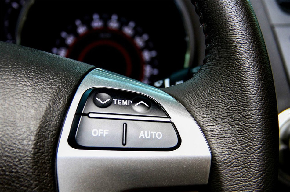 2013款汉兰达2.7L自动两驱紫金版7座