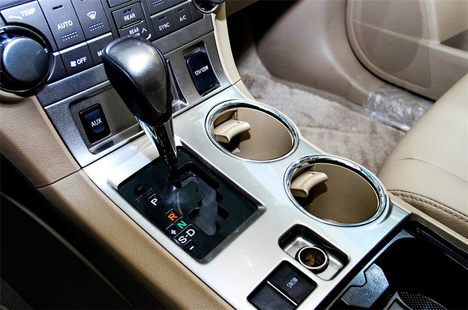 2013款汉兰达2.7L自动两驱紫金版7座