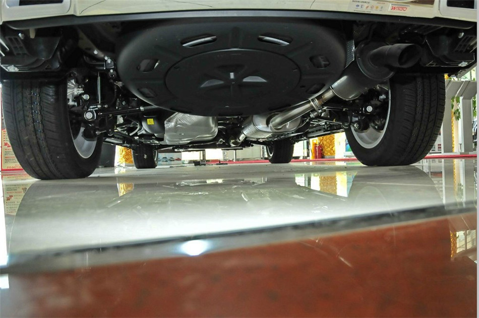 2013款汉兰达2.7L自动两驱紫金版7座