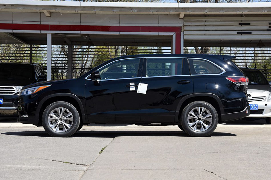 2015款 2.0T 两驱精英版 7座 外观