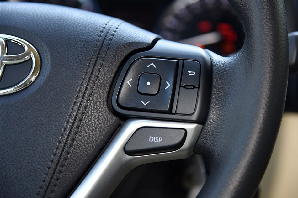 2015款 2.0T 两驱精英版 7座 内饰