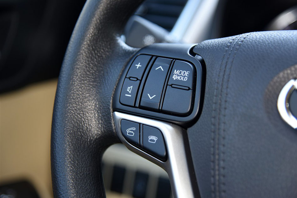 2015款 2.0T 两驱精英版 7座 内饰