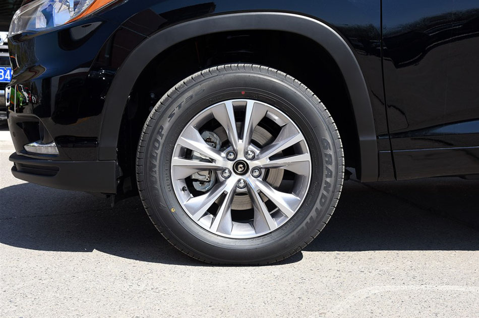 2015款 2.0T 两驱精英版 7座 细节