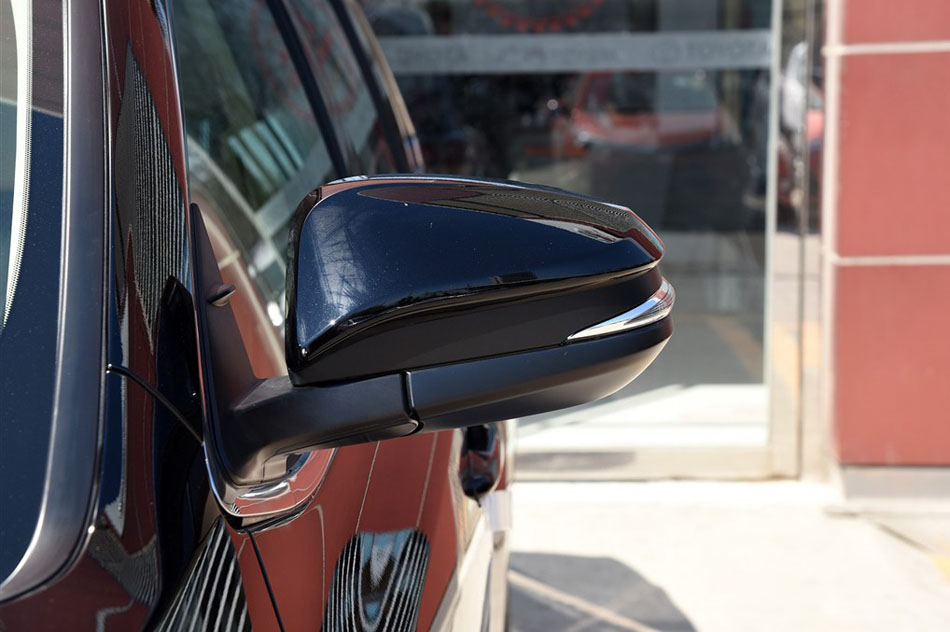 2015款 2.0T 两驱精英版 7座 细节