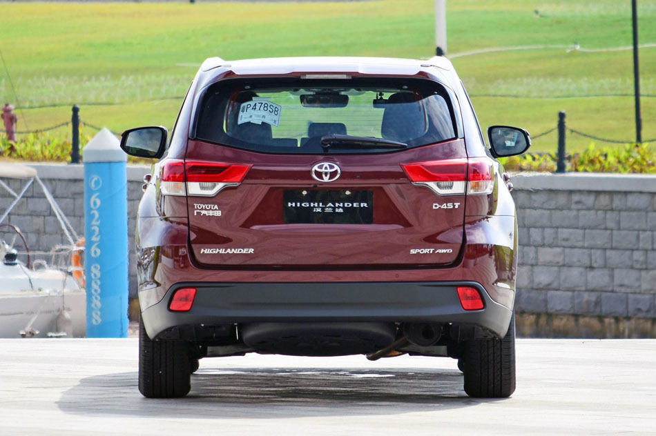 2018款 2.0T 四驱尊贵版 7座 外观