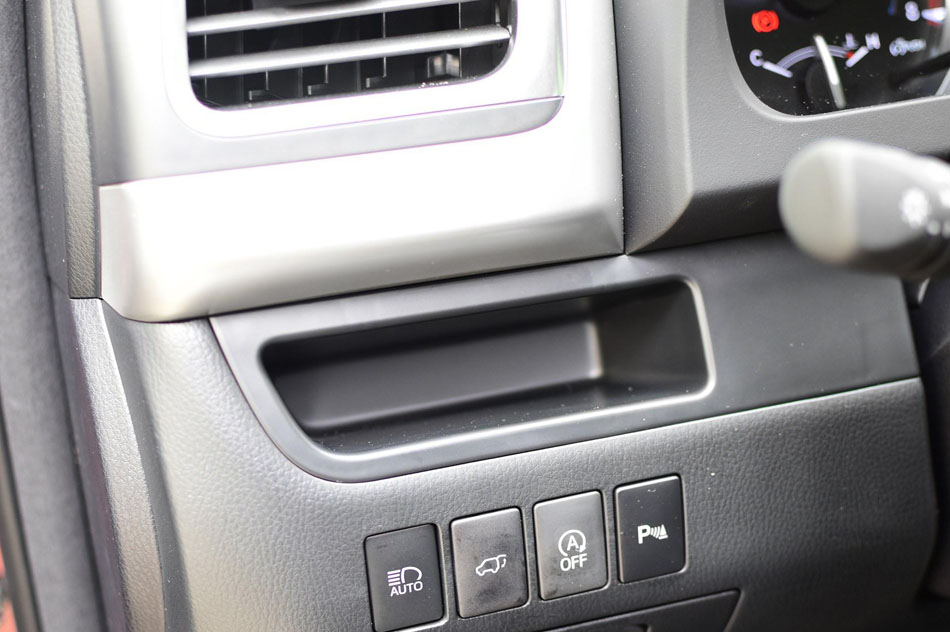 2018款 2.0T 四驱尊贵版 7座 内饰