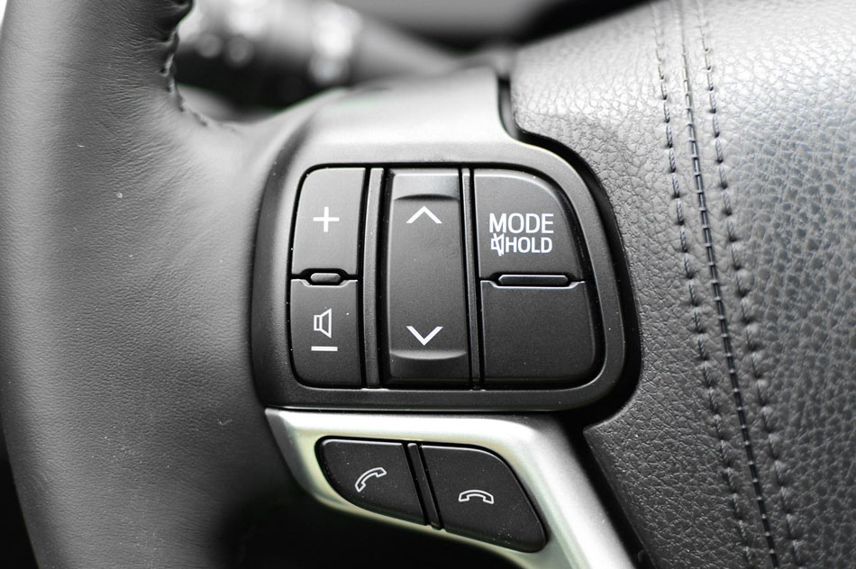 2018款 2.0T 四驱尊贵版 7座 内饰