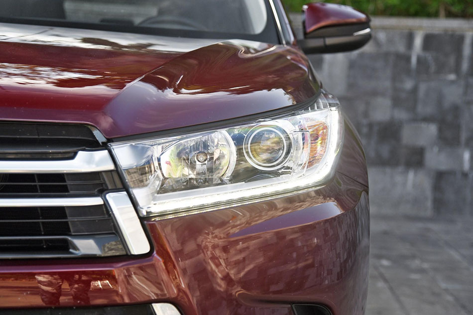 2018款 2.0T 四驱尊贵版 7座 细节