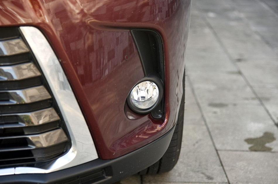 2018款 2.0T 四驱尊贵版 7座 细节