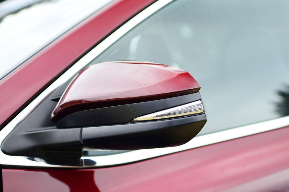 2018款 2.0T 四驱尊贵版 7座 细节