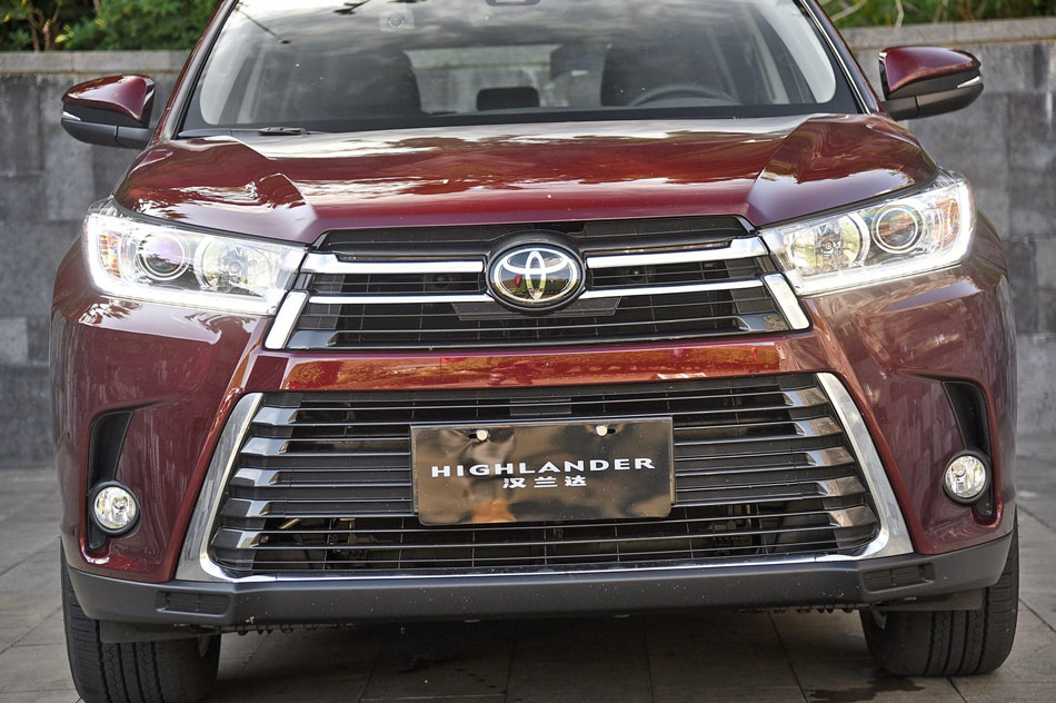 2018款 2.0T 四驱尊贵版 7座 细节