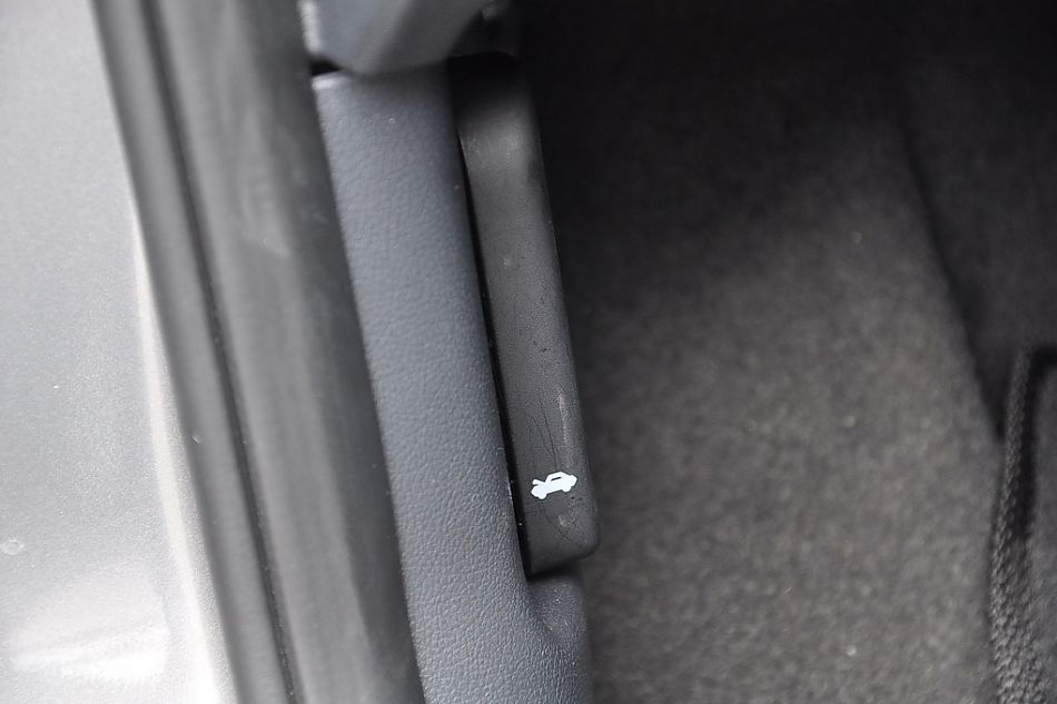 东风悦达起亚福瑞迪试车实拍图 内饰