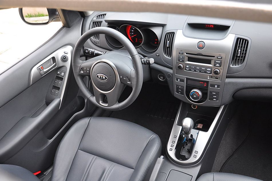 东风悦达起亚福瑞迪试车实拍图 内饰