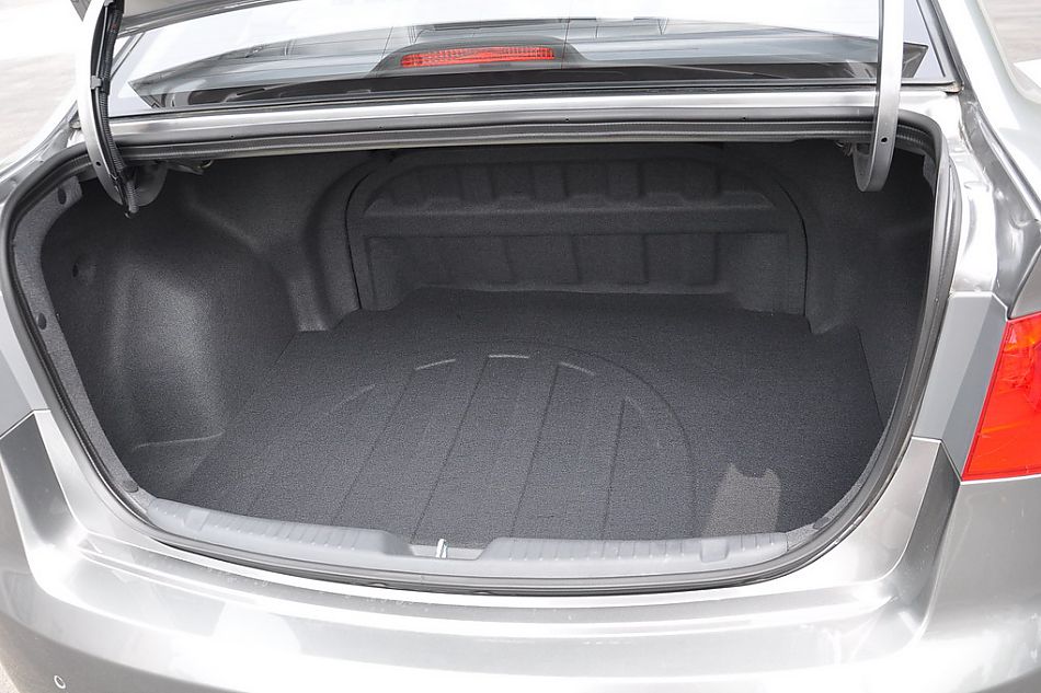 东风悦达起亚福瑞迪试车实拍图 内饰