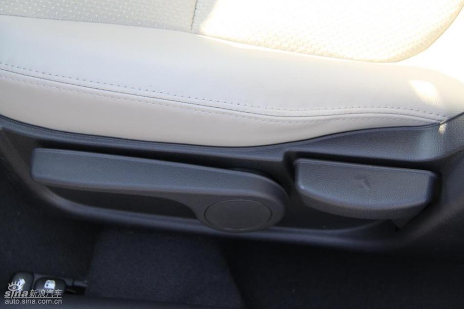 起亚福瑞迪海外静态体验 内饰