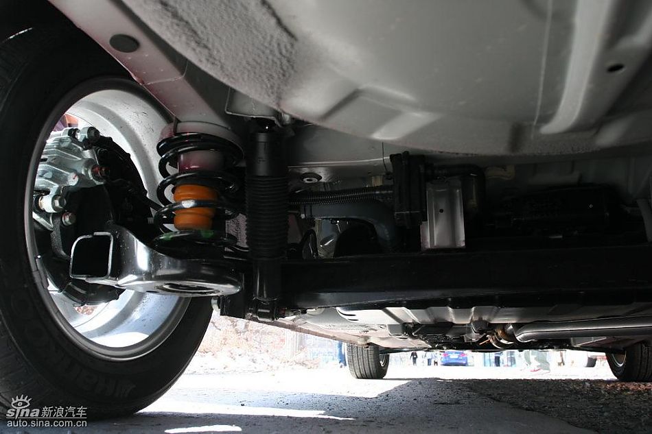 福瑞迪引擎及悬挂