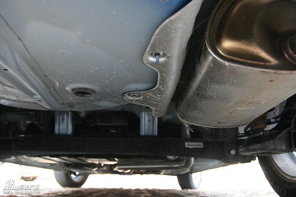 福瑞迪引擎及悬挂